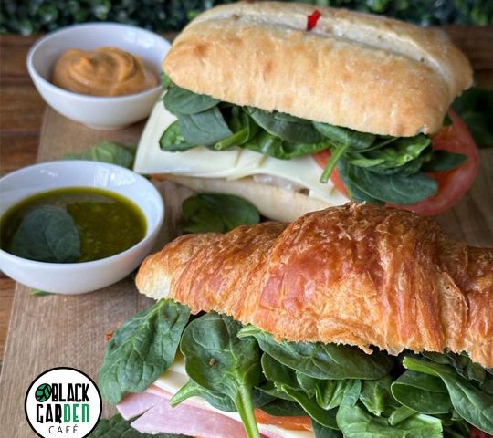 Black Garden Café